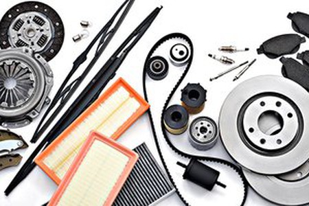 ویراژ خودروهای لوکس با قطعات قاچاق/ علت افزایش قاچاق لوازم یدکی در بازار چیست؟