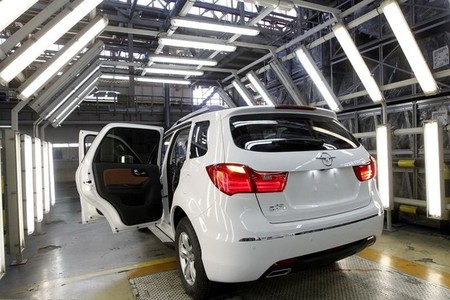 زمان اولین عرضه محصولات ایران خودرو در بورس کالا اعلام شد