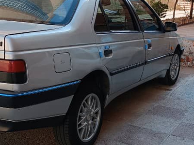 پژو 405 GLX بنزینی