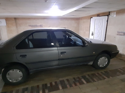 پژو 405 GLX بنزینی