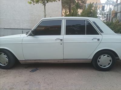 پیکان سدان بنزین