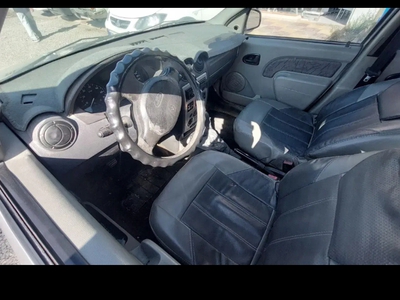 رنو پارس تندر