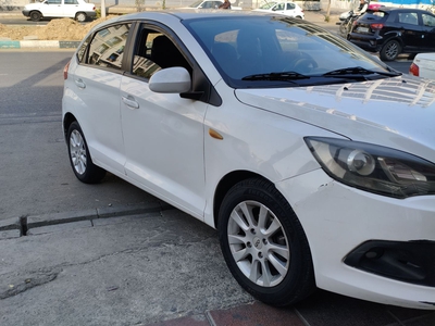 ام وی ام 315هاچ بک اسپرت لاکچری