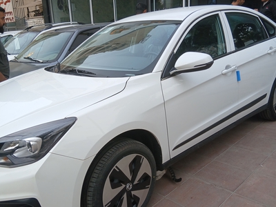 دانگ فنگ برقی e70س