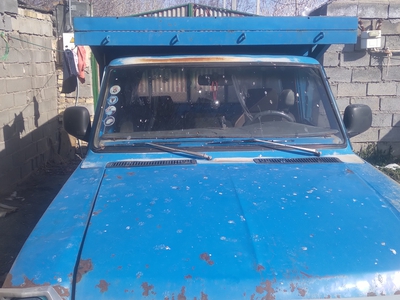 زامیاد وانت‌نیسان دوگانه سوز