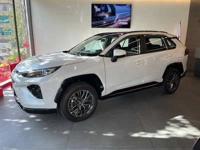 تویوتا وایلدلندر 2.0 لیتر دو دیفرانسیل