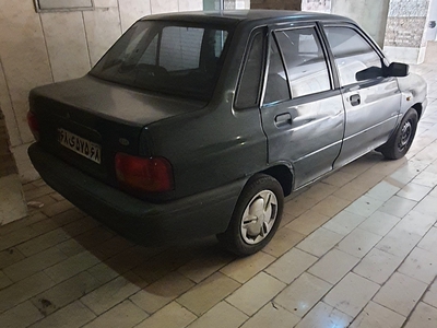 پراید صندوق دار 82