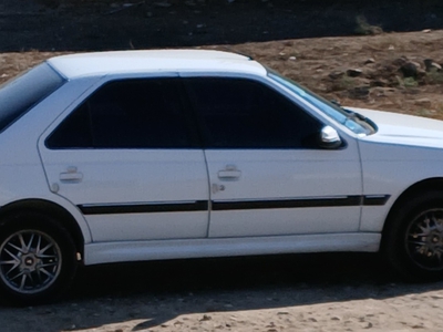 پژو پارس XU7P