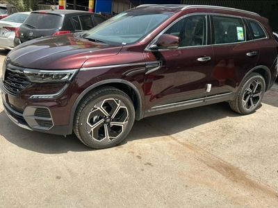 رنو کولیوس 2.5لیتراتوماتیک، مدل 2025