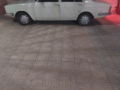 پیکان سدان بنزین