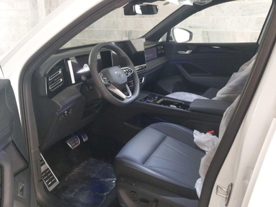 فولکس تیگوان PRO R-LINE 4WD L، مدل 2025